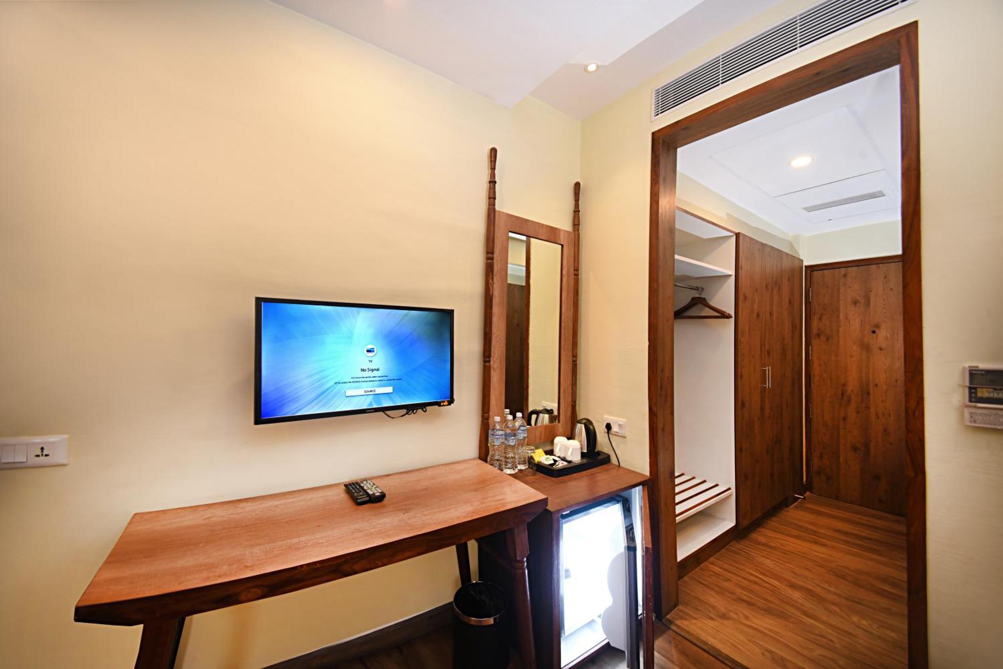 Woodapple Hotel And Spa Kathmandu Exterior photo